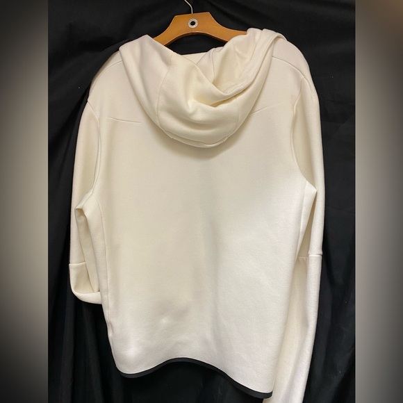 Nike Sportswear Tech Fleece Full Zip Hoodie. Size L. - Picture 4 of 4